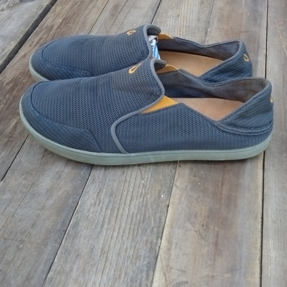 Olukai shoes - Picture 3 of 6